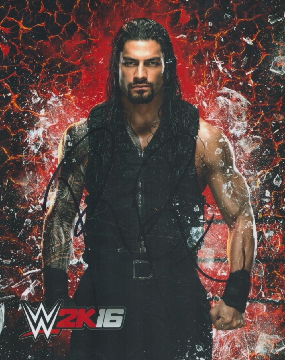 Lot 725: WWE Roman Reigns signed 10x8 inch colour promo...