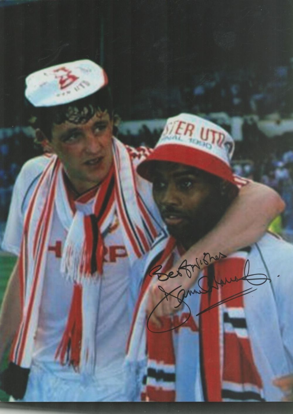Lot 126: Danny Wallace signed photo colour 16x12 Inch. Is...