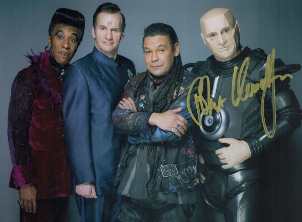 Lot 375: Robert Llewellyn signed 10x8 inch colour photo. Good...