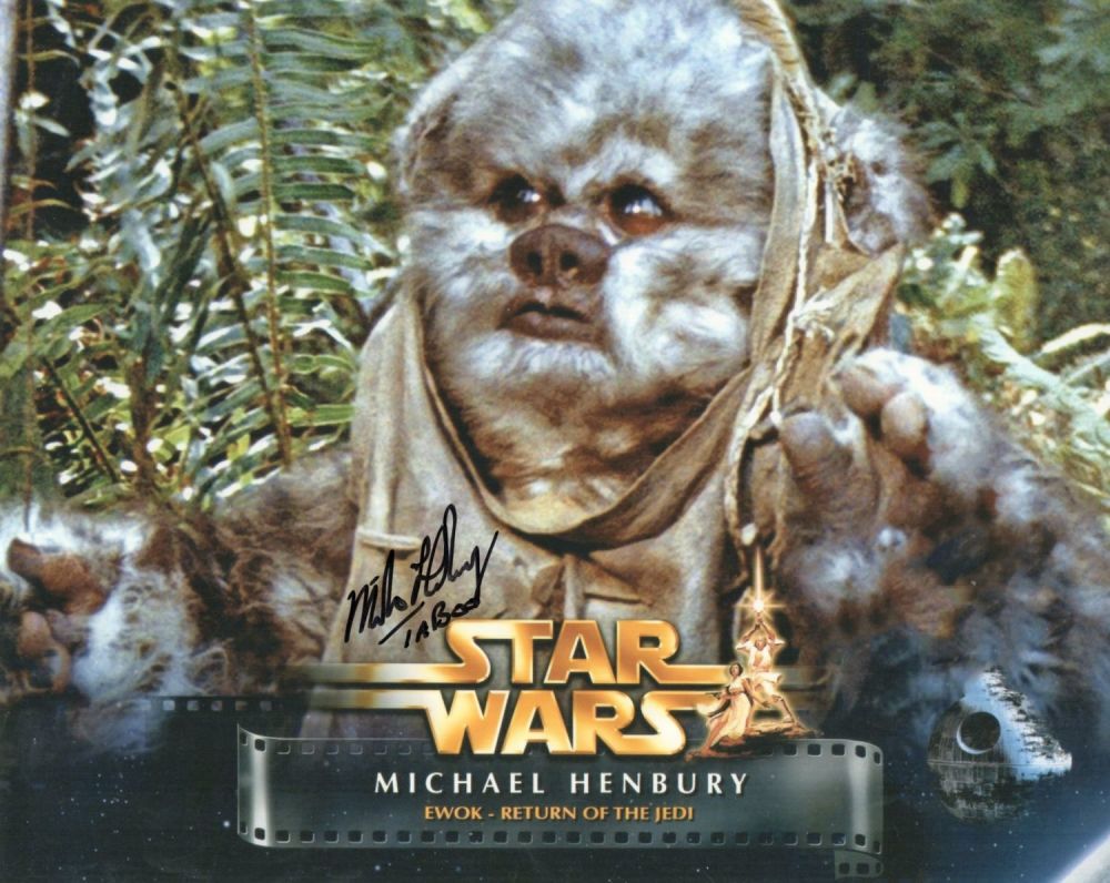 Lot 635: Star Wars Return of the Jedi 8x10 scene...