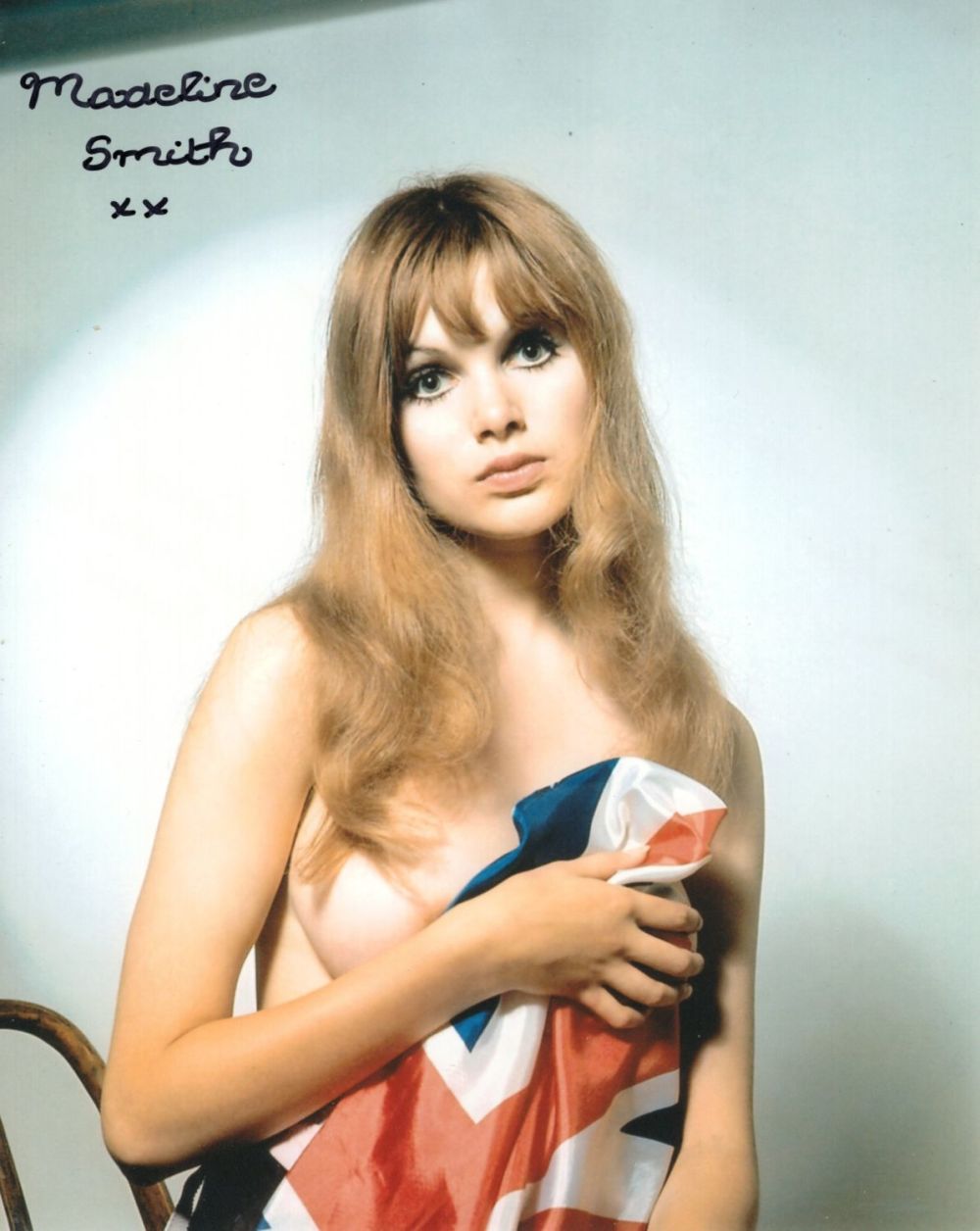 Lot 699: 007 Bond girl Madeline Smith signed sexy busty...