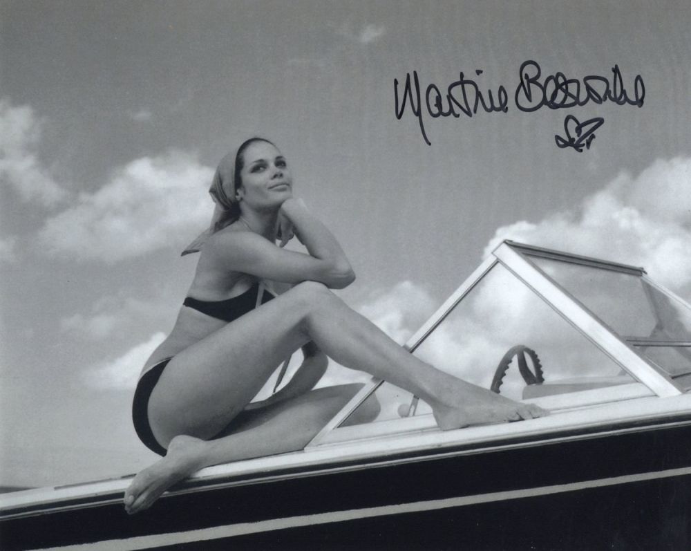 Lot 700: 007 James Bond movie Thunderball 8x10 photo signed...