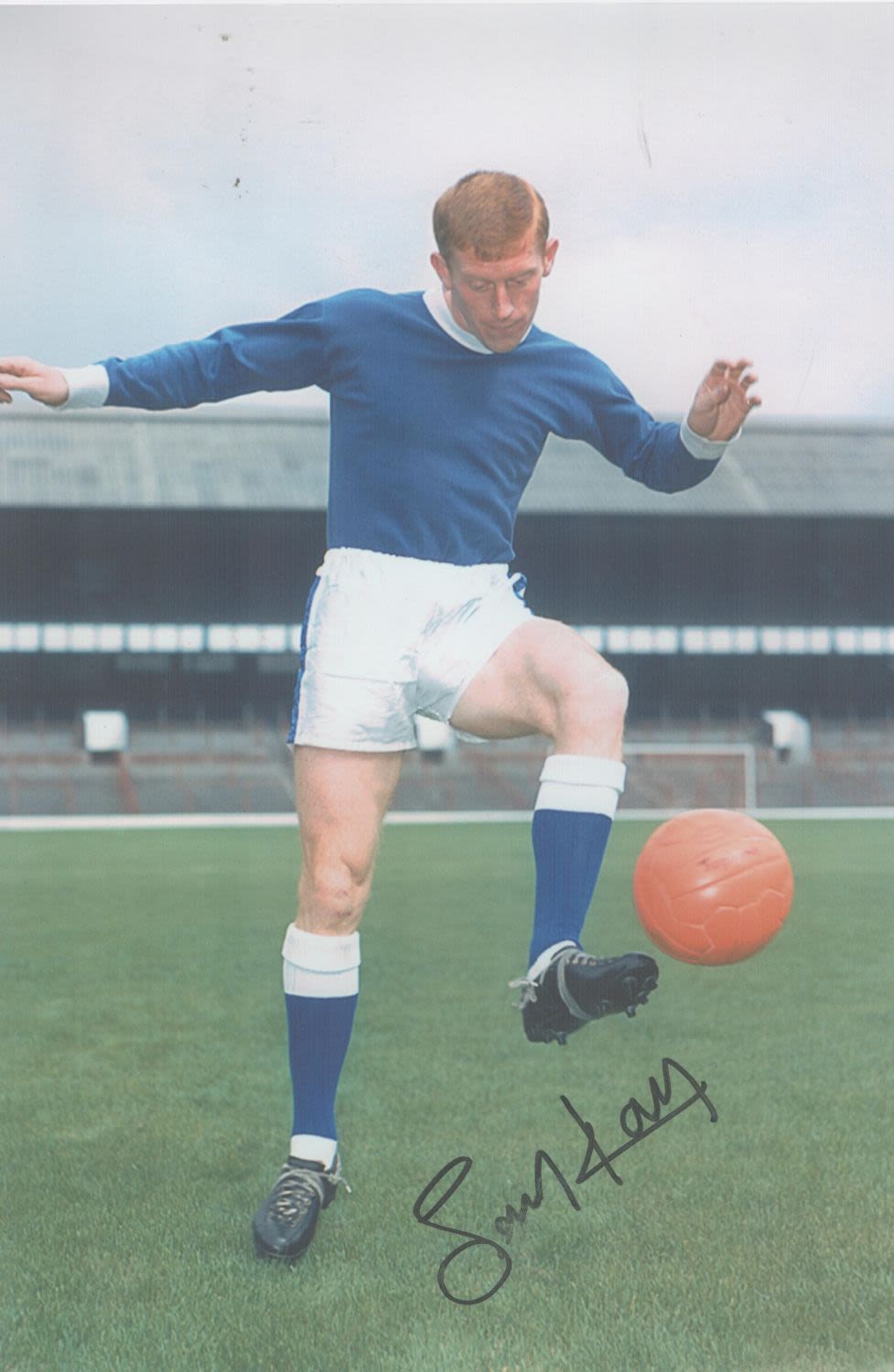 Lot 87: Football Tony Kay signed 12x8 inch colour photo...