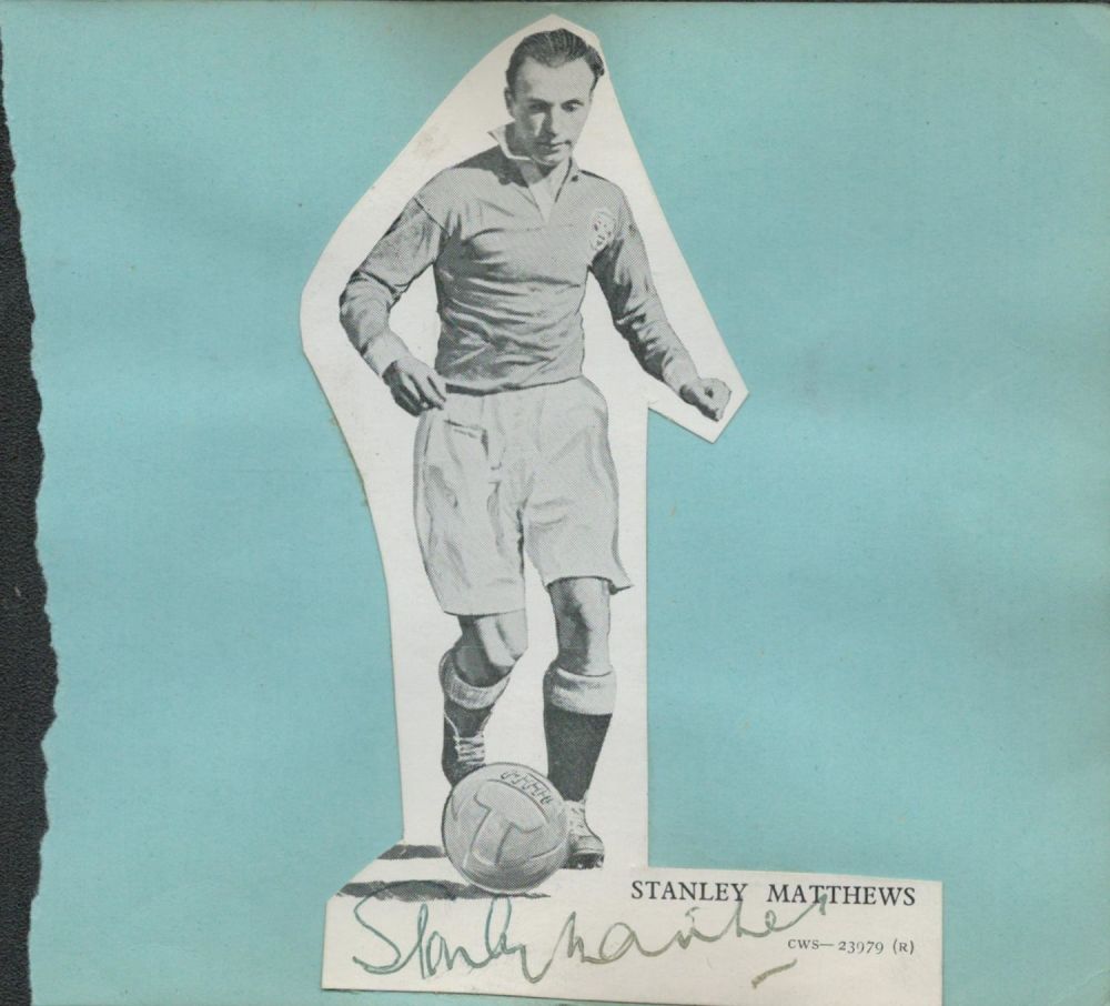 Lot 346: Stanley Matthews signed magazine cut out fix to...