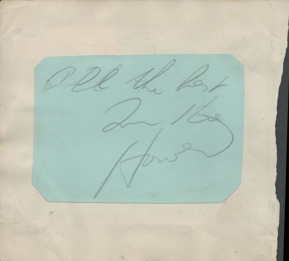 Lot 366: Frankie Howerd signed autograph cut out fix onto...