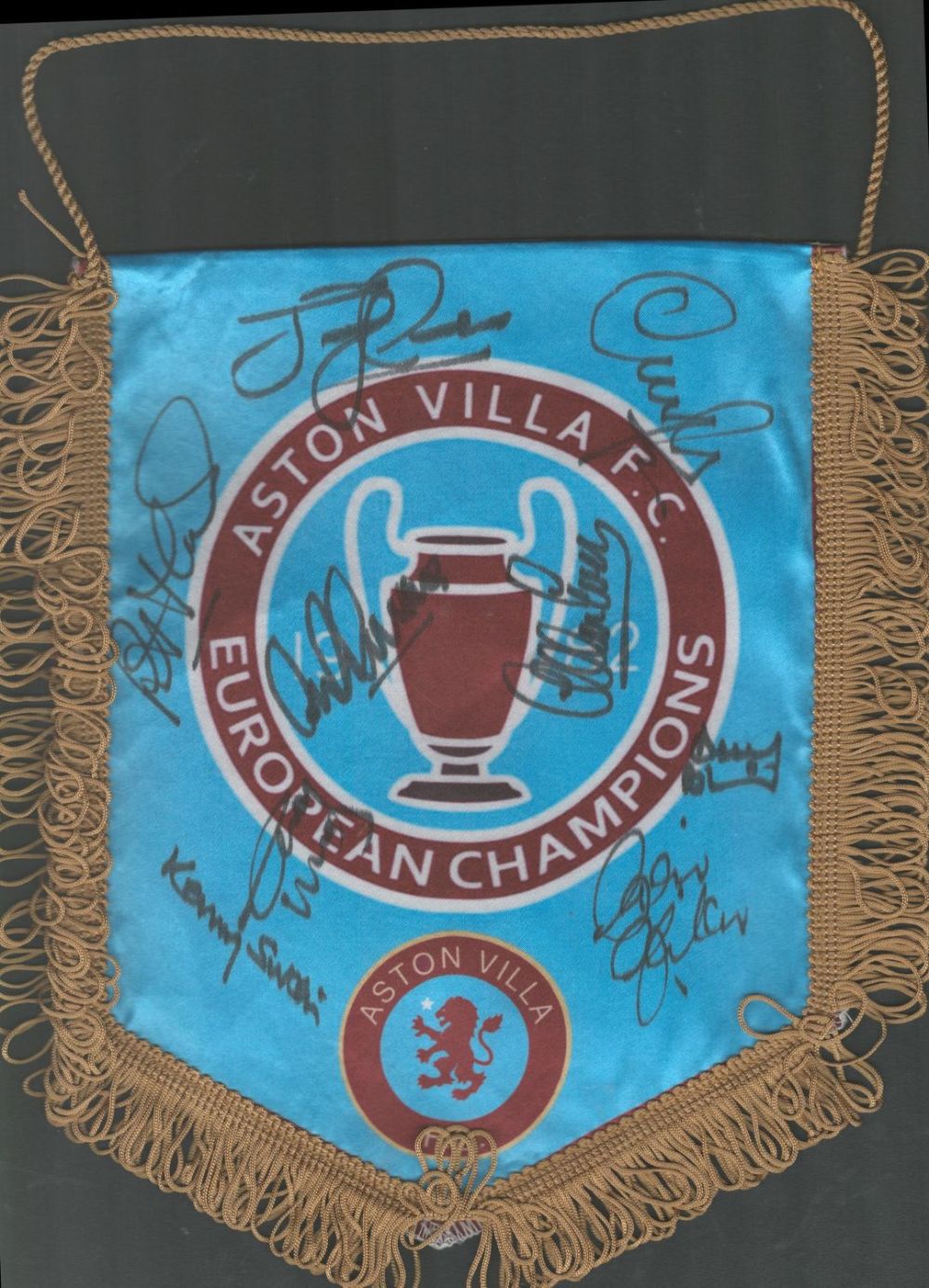 Lot 630: Aston Villa signed European Champions pennant. Signed by...