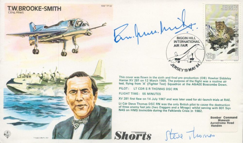 Lot 170: T W Brooke-Smith and Steve Thomas signed test...