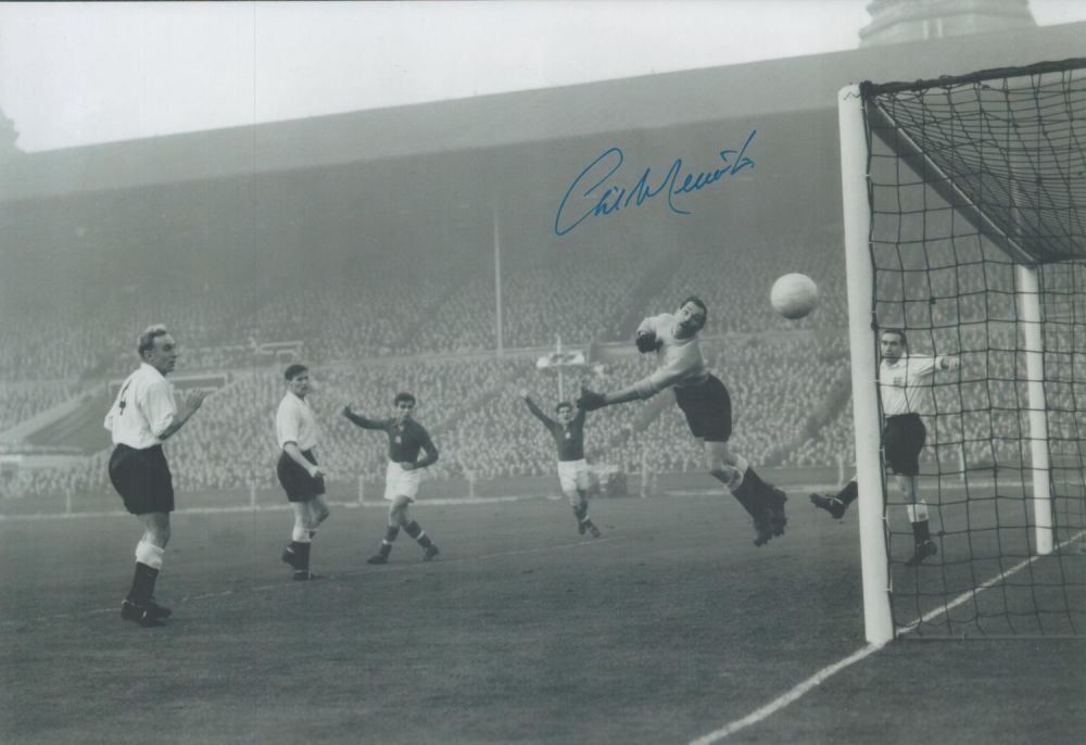 Lot 222: Football. Gil Merrick (Wales) Signed 12 x 8...