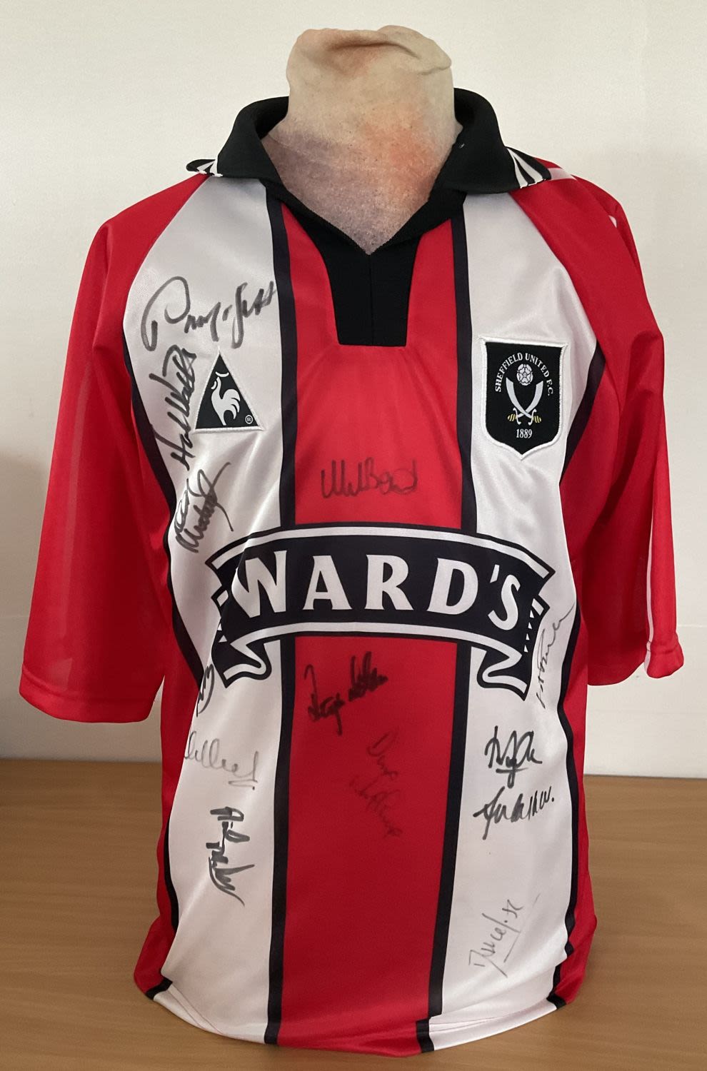 Lot 283: Football Sheffield United 1997/98 season multi signed replica...