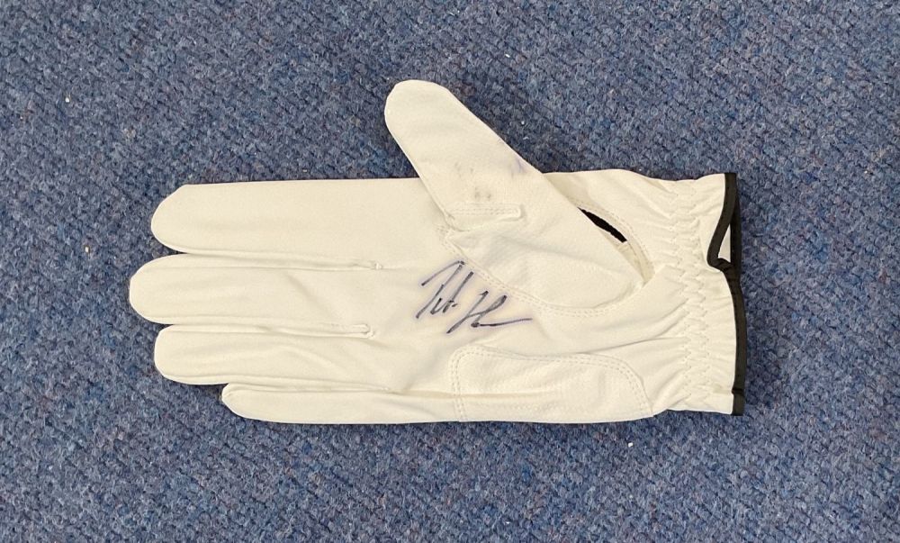 Lot 292: Golf Peter Hanson Signed Dunlop Extra Large Golfing...