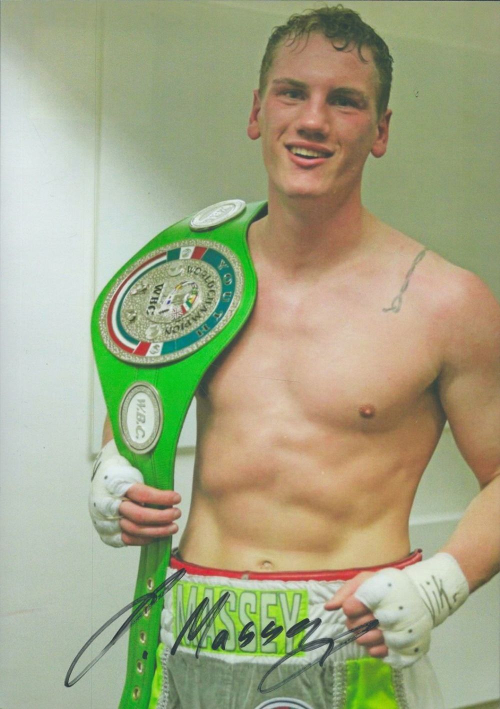 Lot 315: Boxing Jack Massey signed 12x8 inch colour photo....