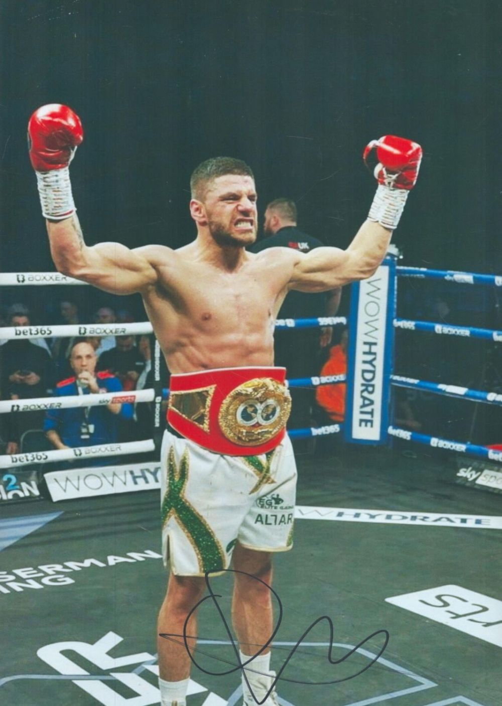 Lot 316: Boxing Florian Marku signed 12x8 inch colour photo....