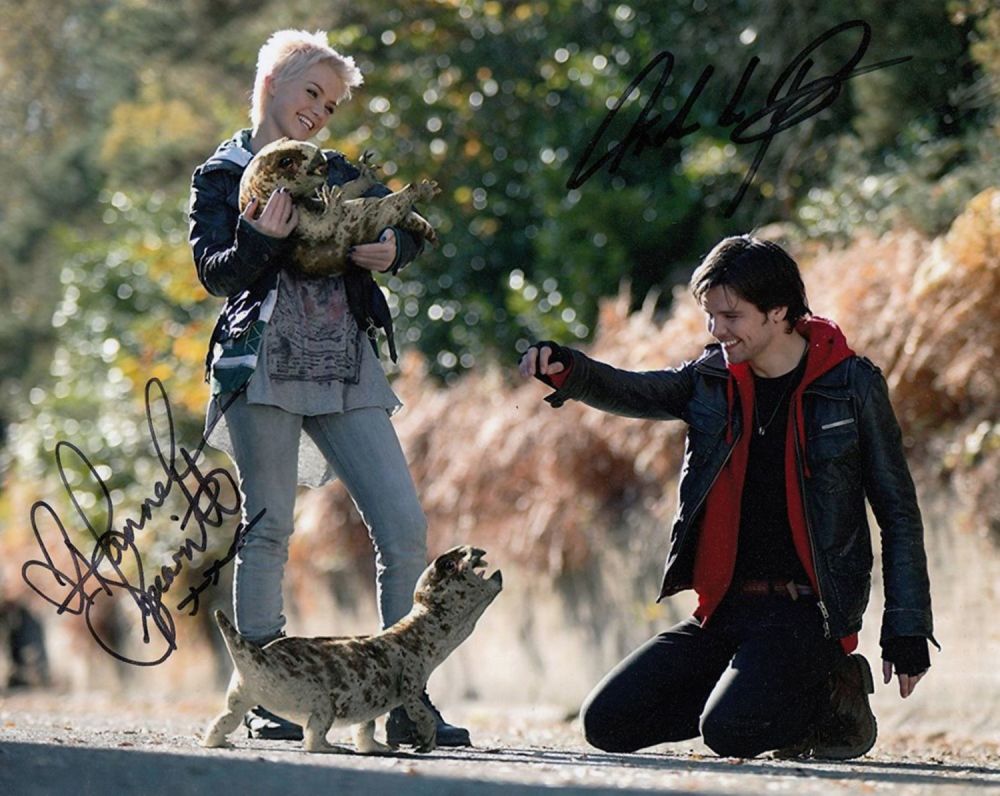 Lot 211: SALE! Primeval Hannah Spearritt and Andrew Lee Potts...