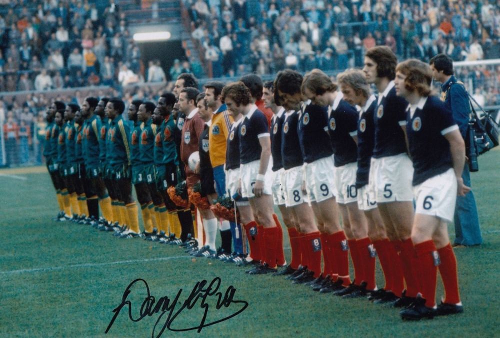 Lot 365: Autographed DANNY McGRAIN 12 x 8 photo :...