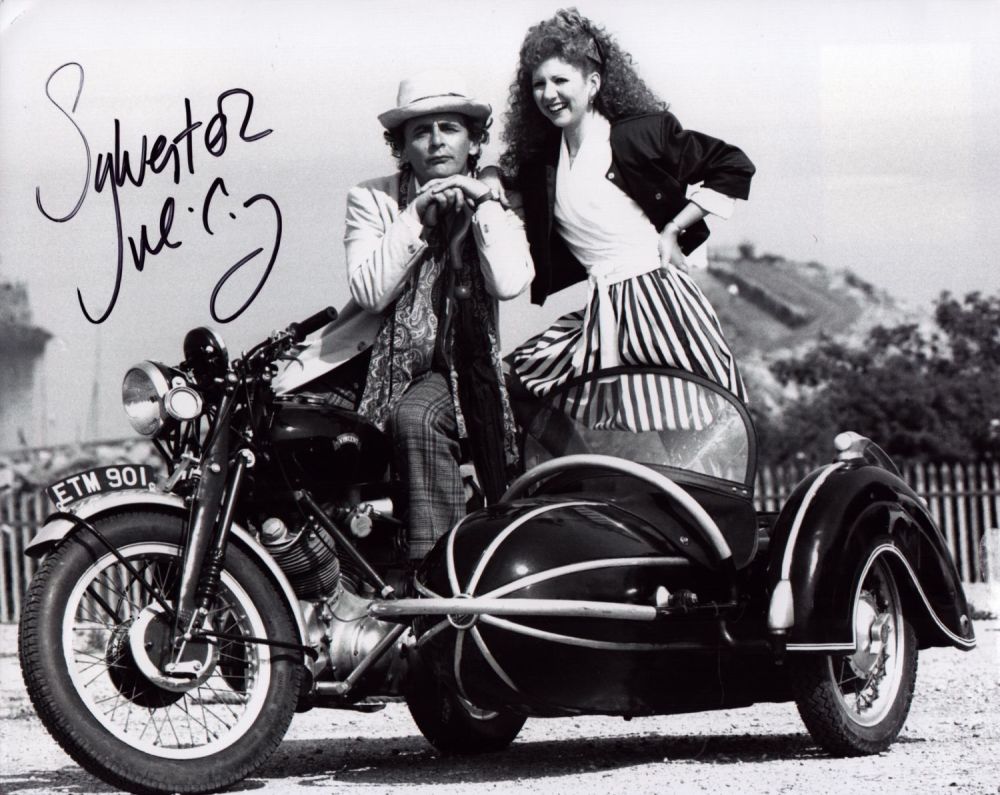 Lot 673: Sylvester McCoy signed 10x8 inch colour photo pictured...