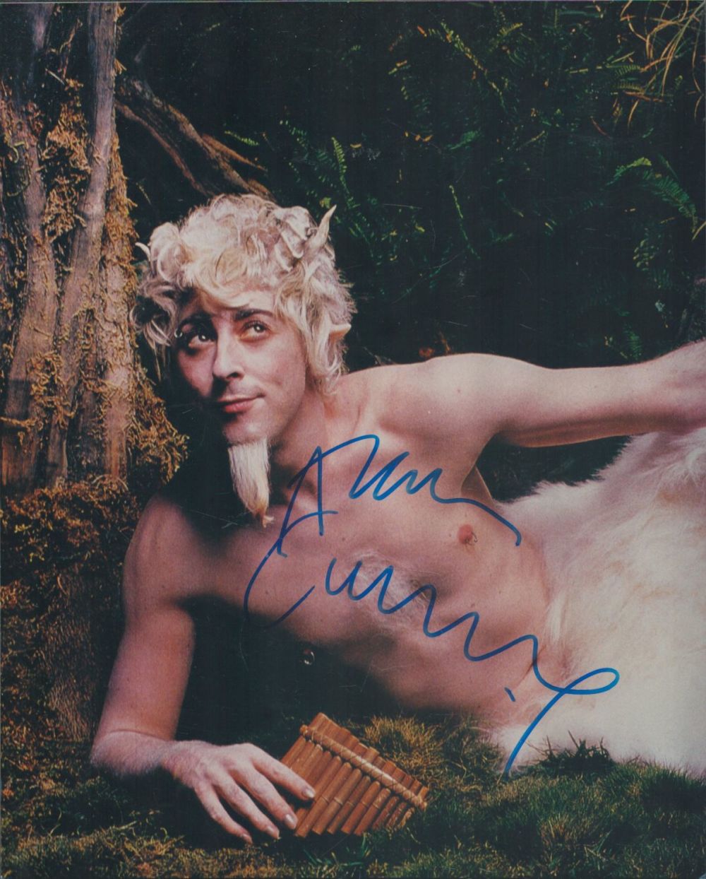 Lot 65: Alan Cumming signed 10x8 inch colour photo. Good...
