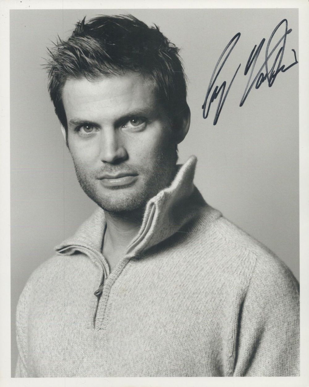 Lot 152: Casper Van Dien signed 10x8 inch black and...