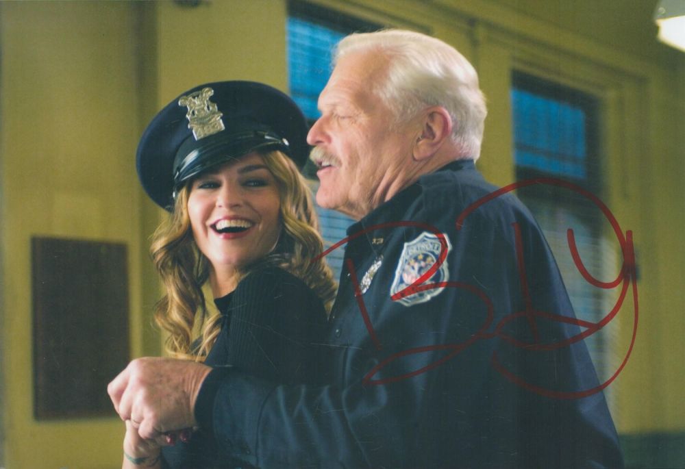 Lot 160: Brian Dennehy signed 12x8 inch colour photo. Good...