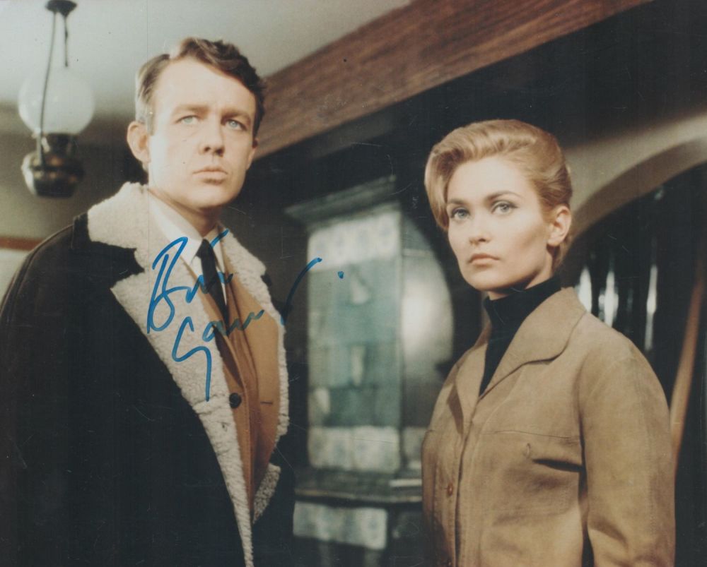 Lot 185: William Gaunt signed 10x8 inch colour photo. Good...