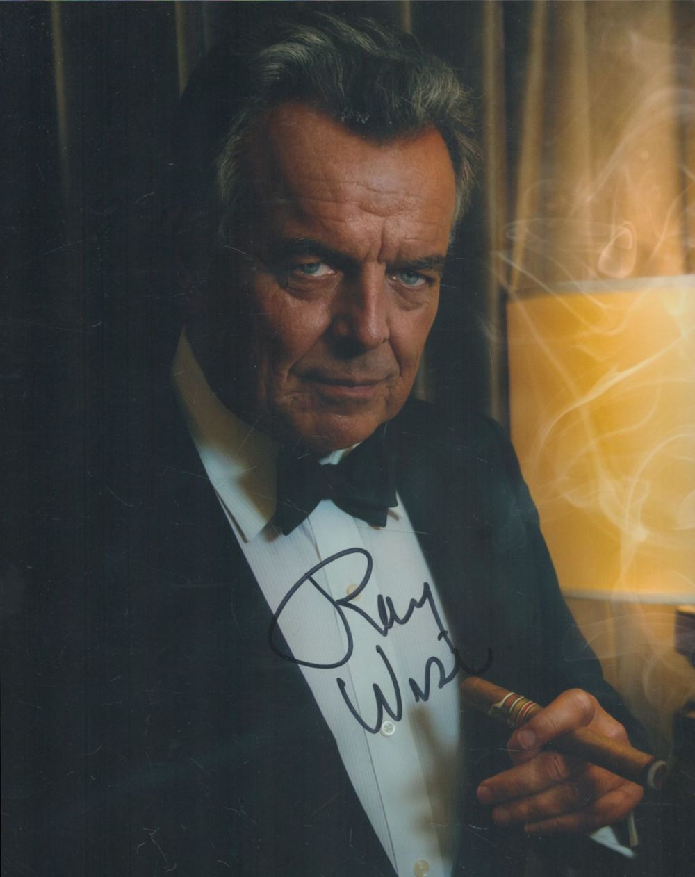 Lot 218: Ray Wise signed 10x8 inch colour photo. Good...