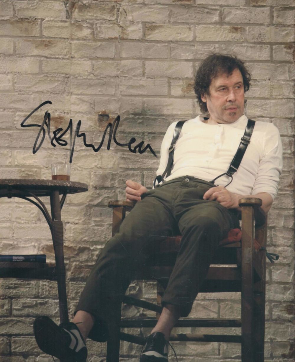 Lot 240: Stephen Rea signed 10x8 inch colour photo. Good...
