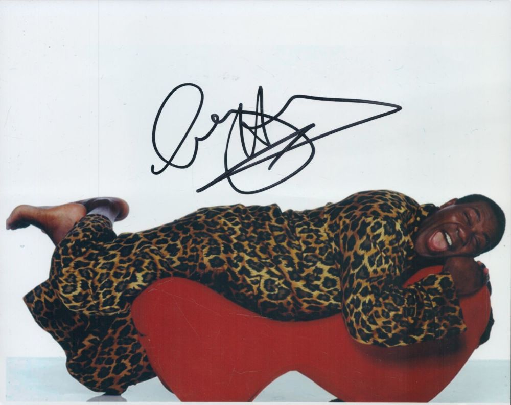 Lot 280: Lenny Henry signed 10x8 inch colour photo. Good...