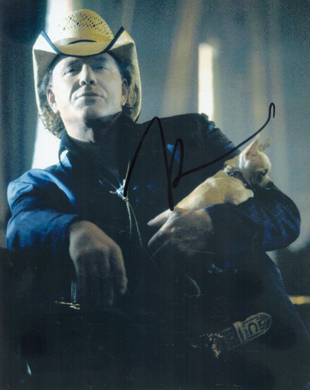 Lot 315: Mickey Rourke signed 10x8 inch colour photo. Good...