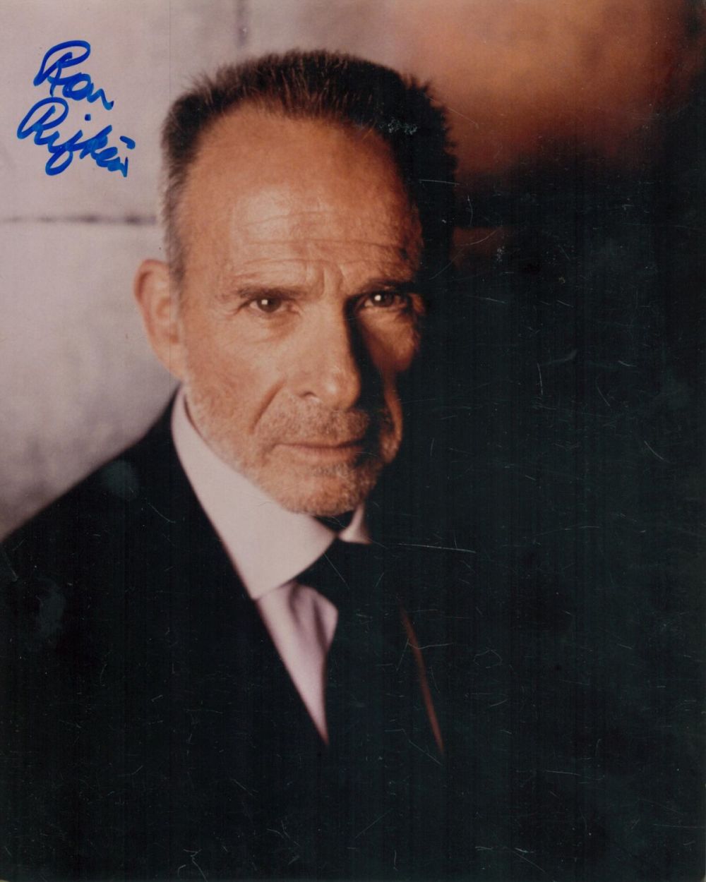 Lot 341: Ron Rifkin signed 10x8 inch colour photo. Good...