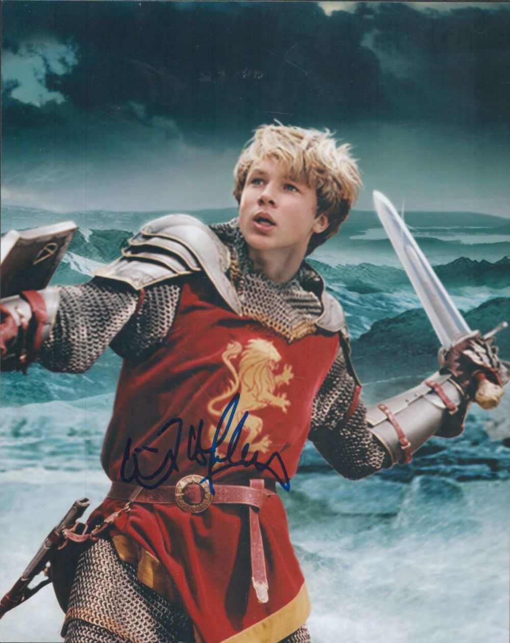 Lot 371: William Moseley signed 10x8 inch colour photo. Good...