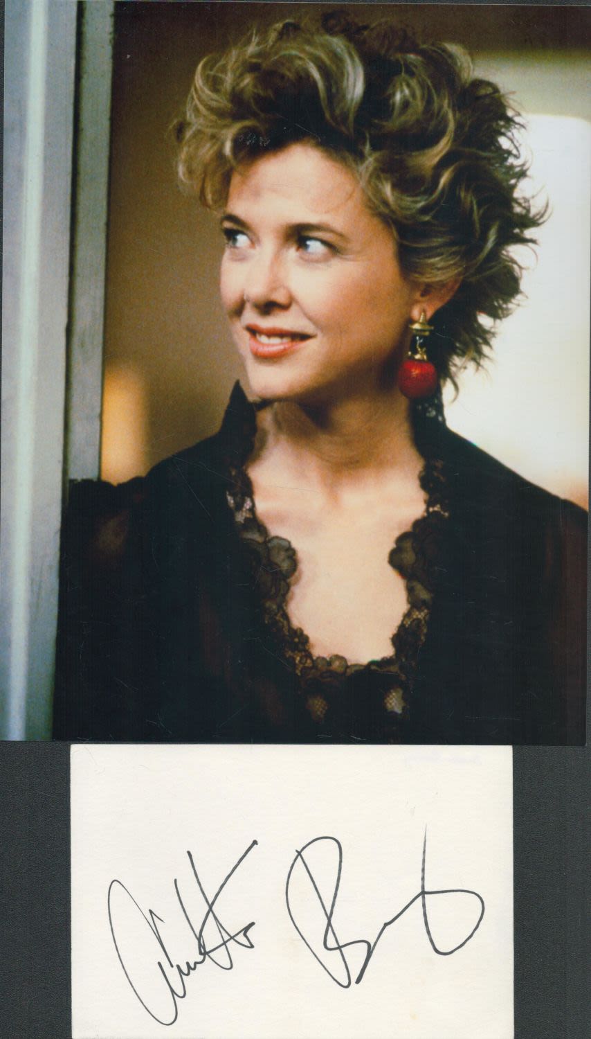 Lot 433: Annette Benning signed white card and 10x8 inch...