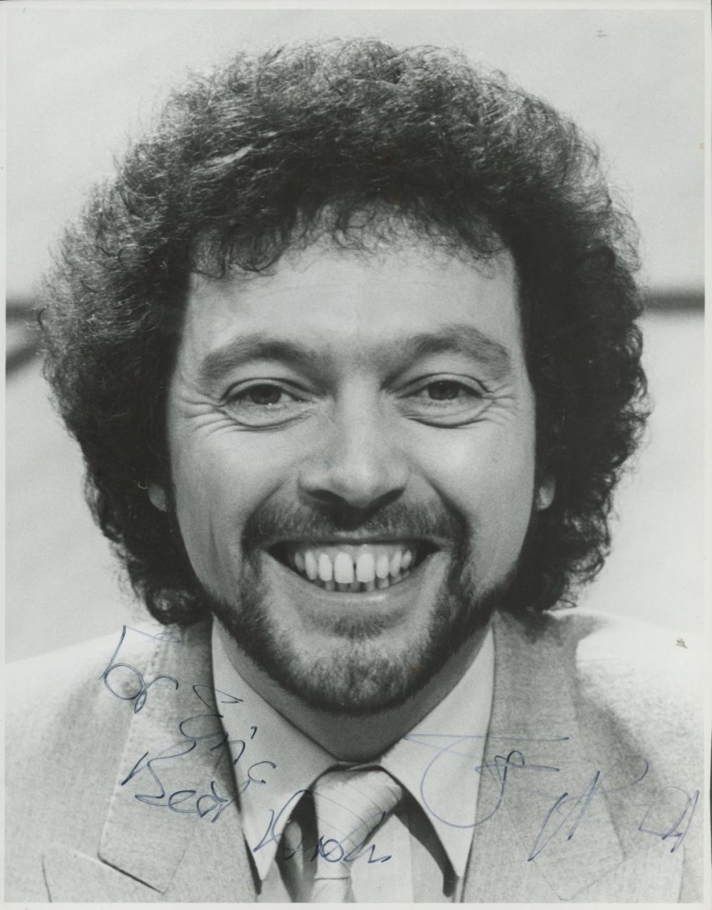 Lot 91: Jeremy Beadle signed 10x8 inch black and white...