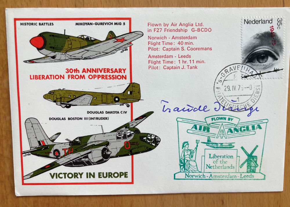 Lot 152: Traudle Junge WW2 Hitlers Private Secretary signed 1975...