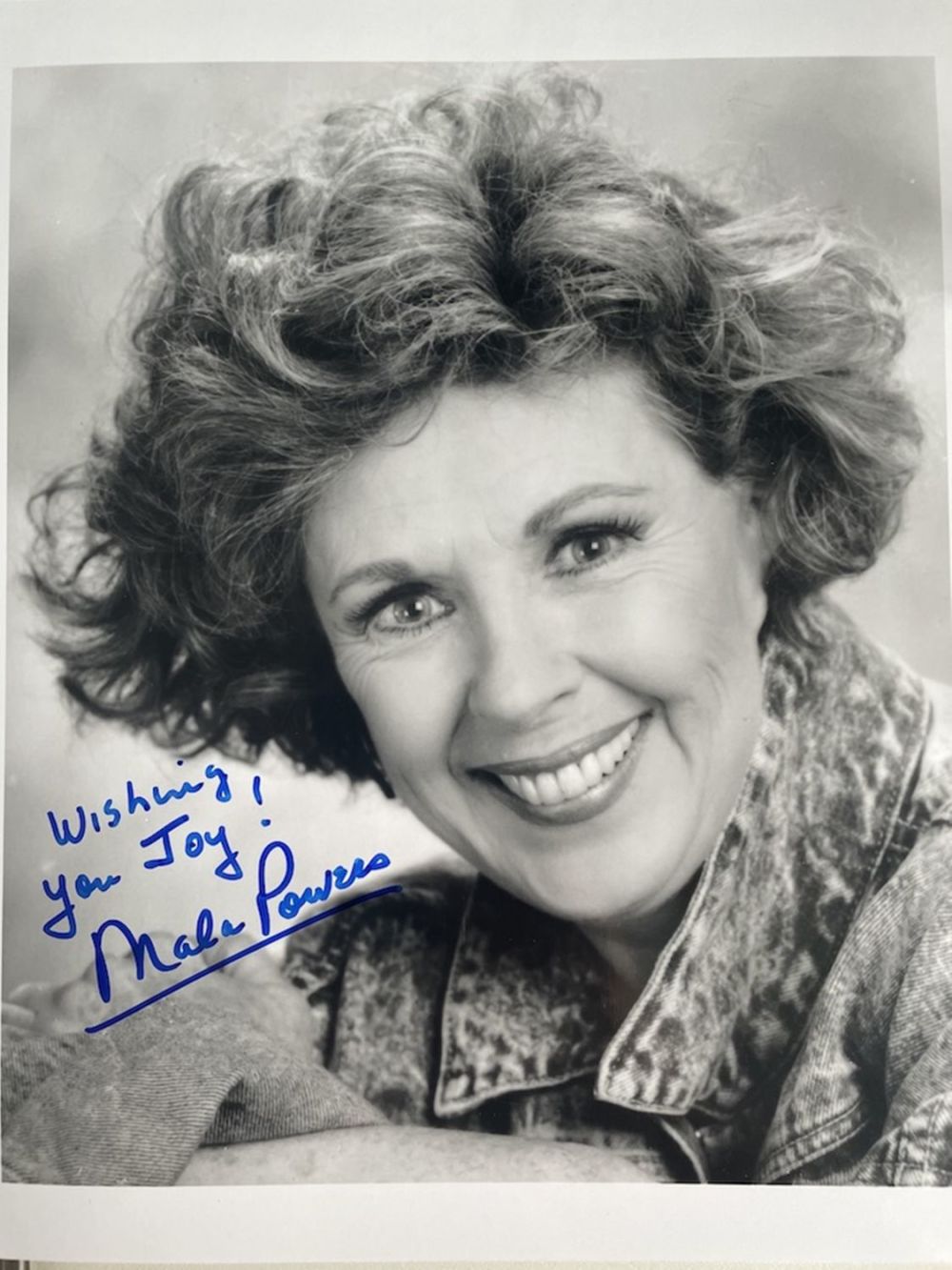 Lot 146: Mala Powers :Late Great American Actress 10x8 inch...