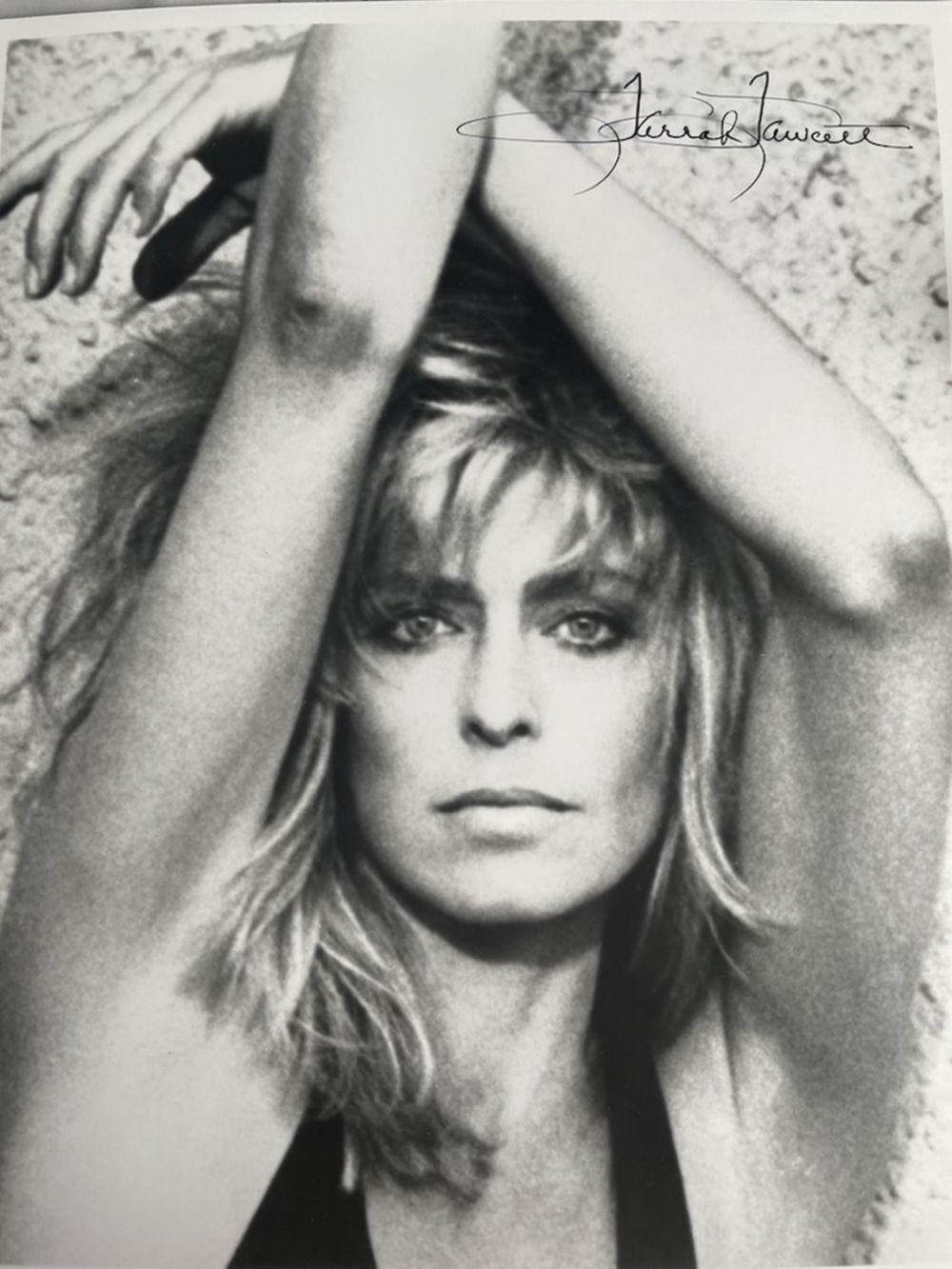 Lot 176: Farrah Fawcett Charlies Angels Actress 10x8 inch signed...