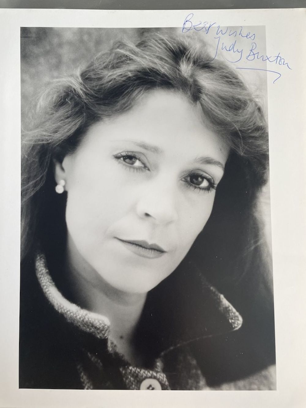 Lot 206: Judy Buxton Blakes 7 Bergerac Lovejoy Actress 10x8...