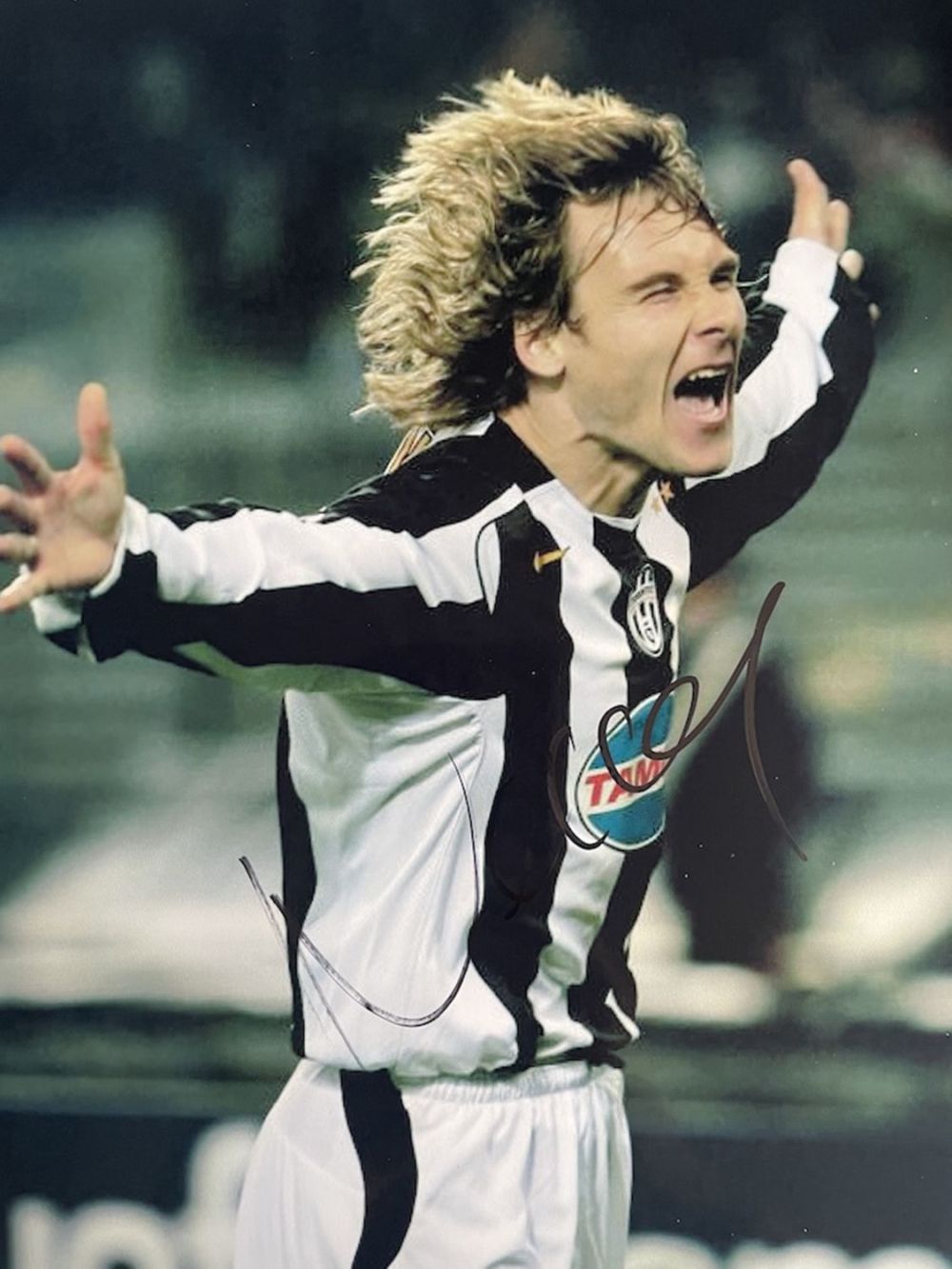 Lot 218: Pavel Nedved Former Juventus Footballer 10x8 inch signed...