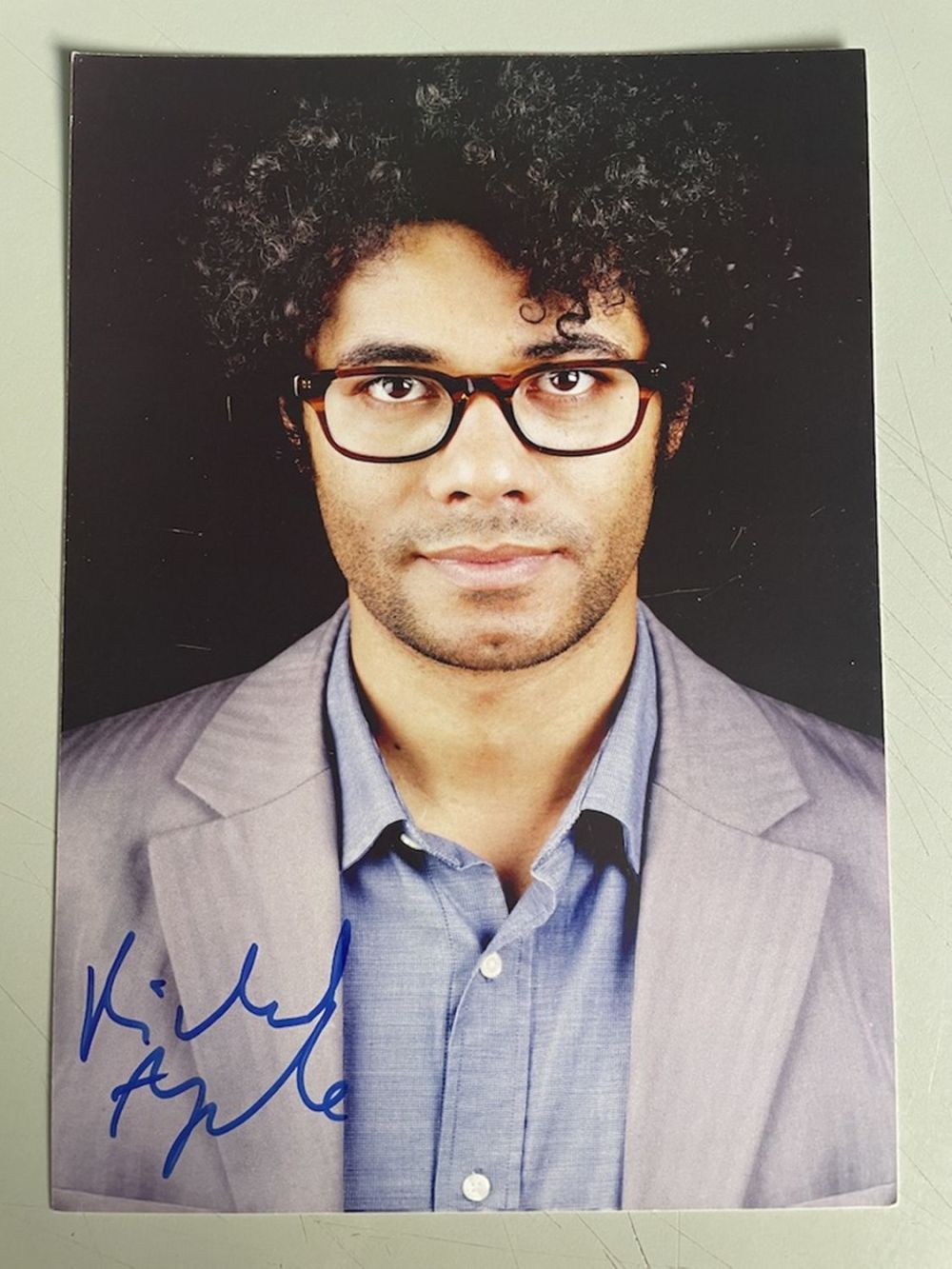 Lot 239: Richard Ayoade Comedian and TV Presenter 8x6 inch...