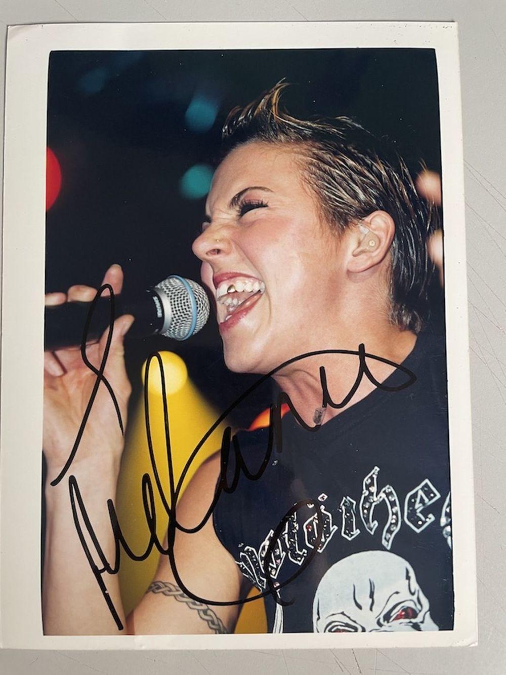 Lot 240: Mel C Chart Topping Singer Spice Girls 8x6...