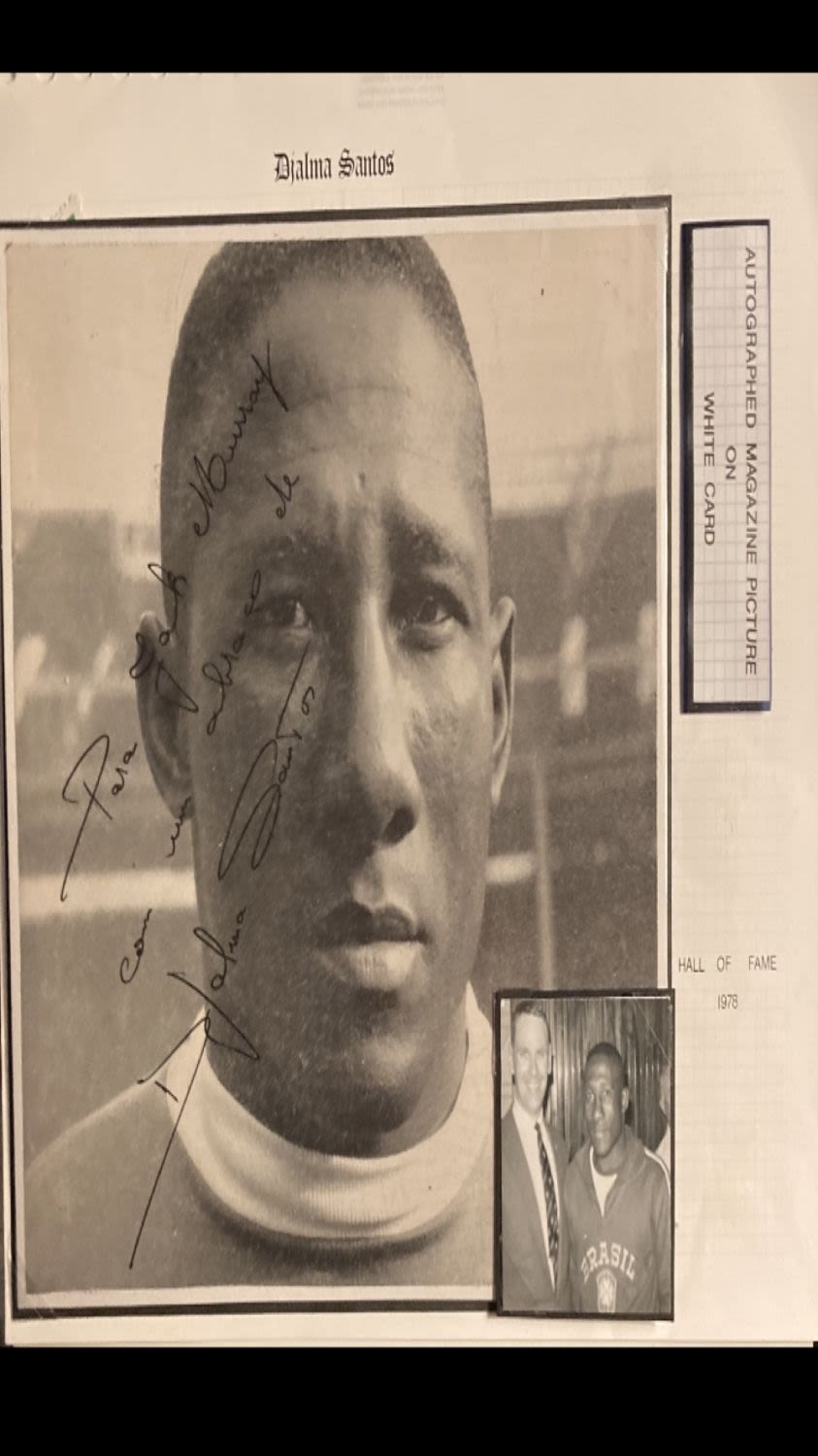 Lot 119: Djalma Santos Brazil football legend signed 8 x...