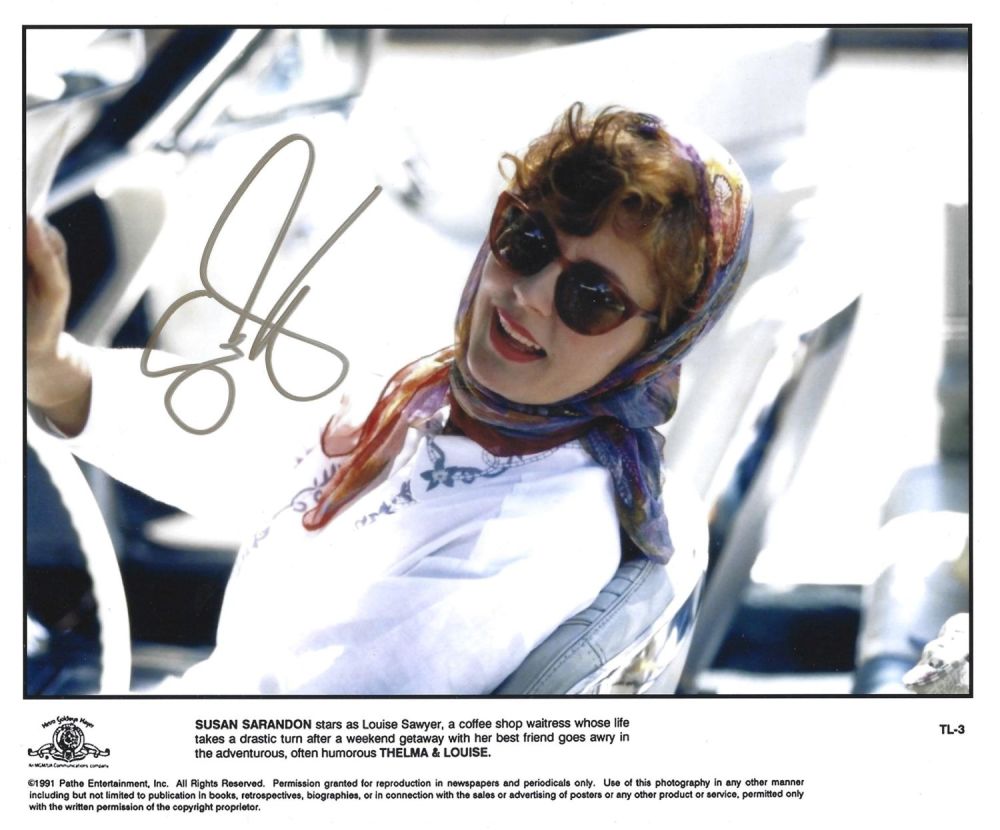 Lot 175: Susan Sarandon signed 10x8inch colour photo. Good condition....