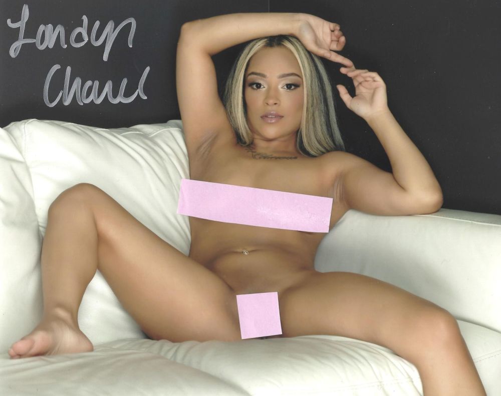 Lot 197: Londyn Chanel signed 10x8inch colour photo. Good condition....