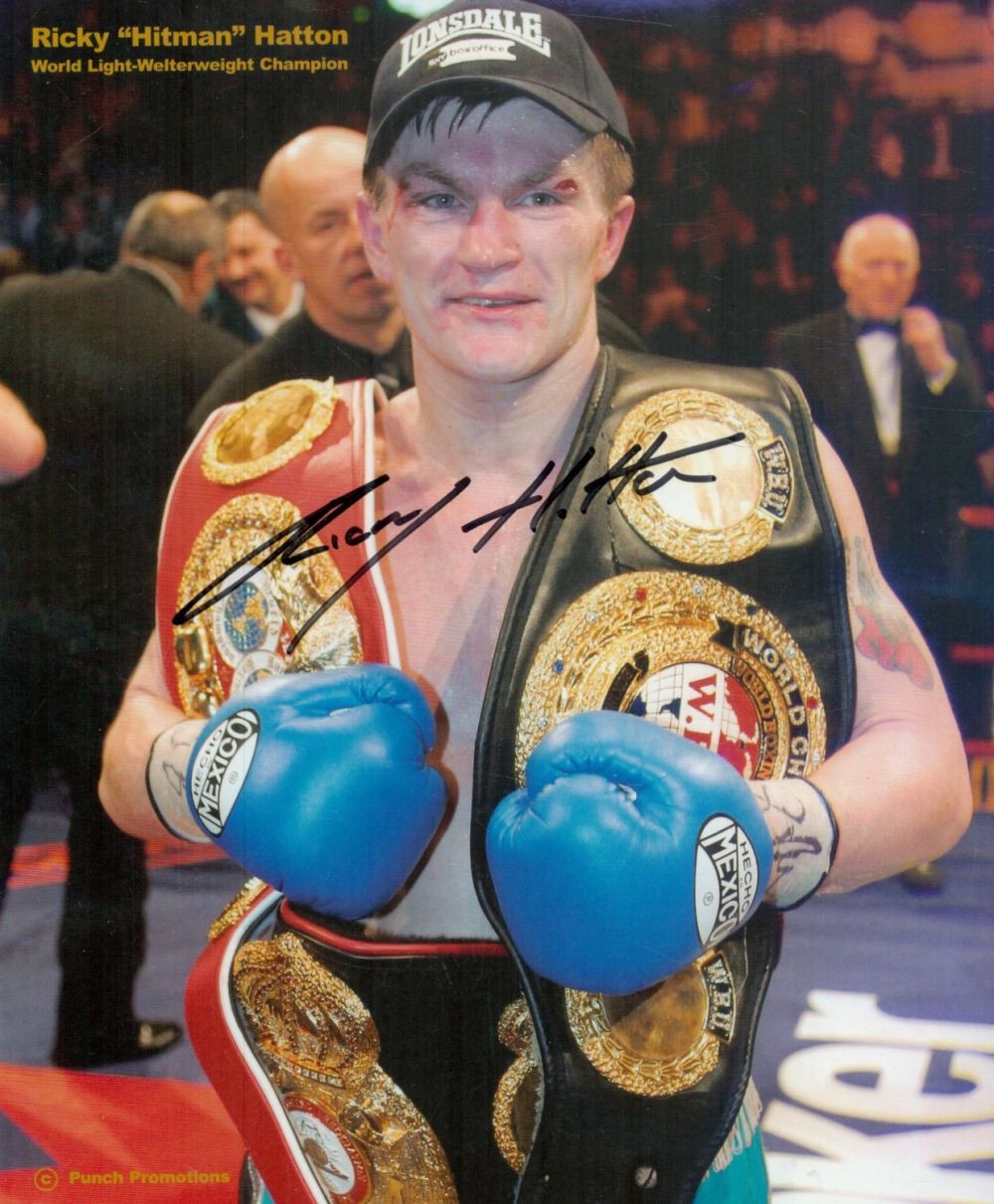 Lot 293: Ricky Hatton signed 10x8inch colour photo. Good condition....