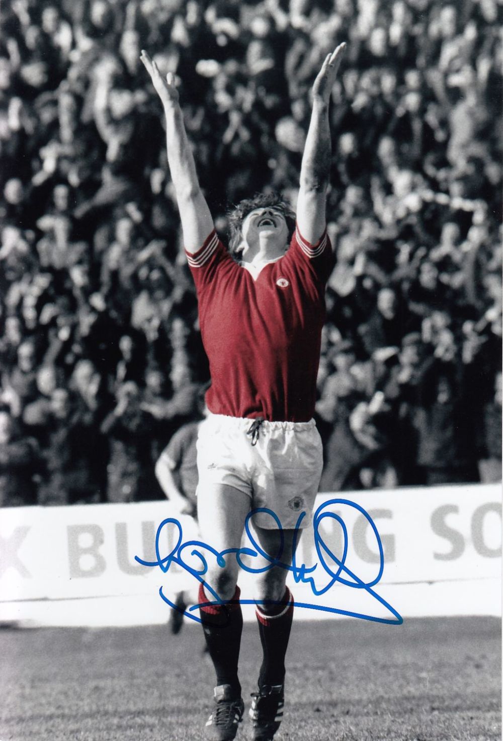 Lot 414: Autographed GORDON HILL 12 x 8 photo :...