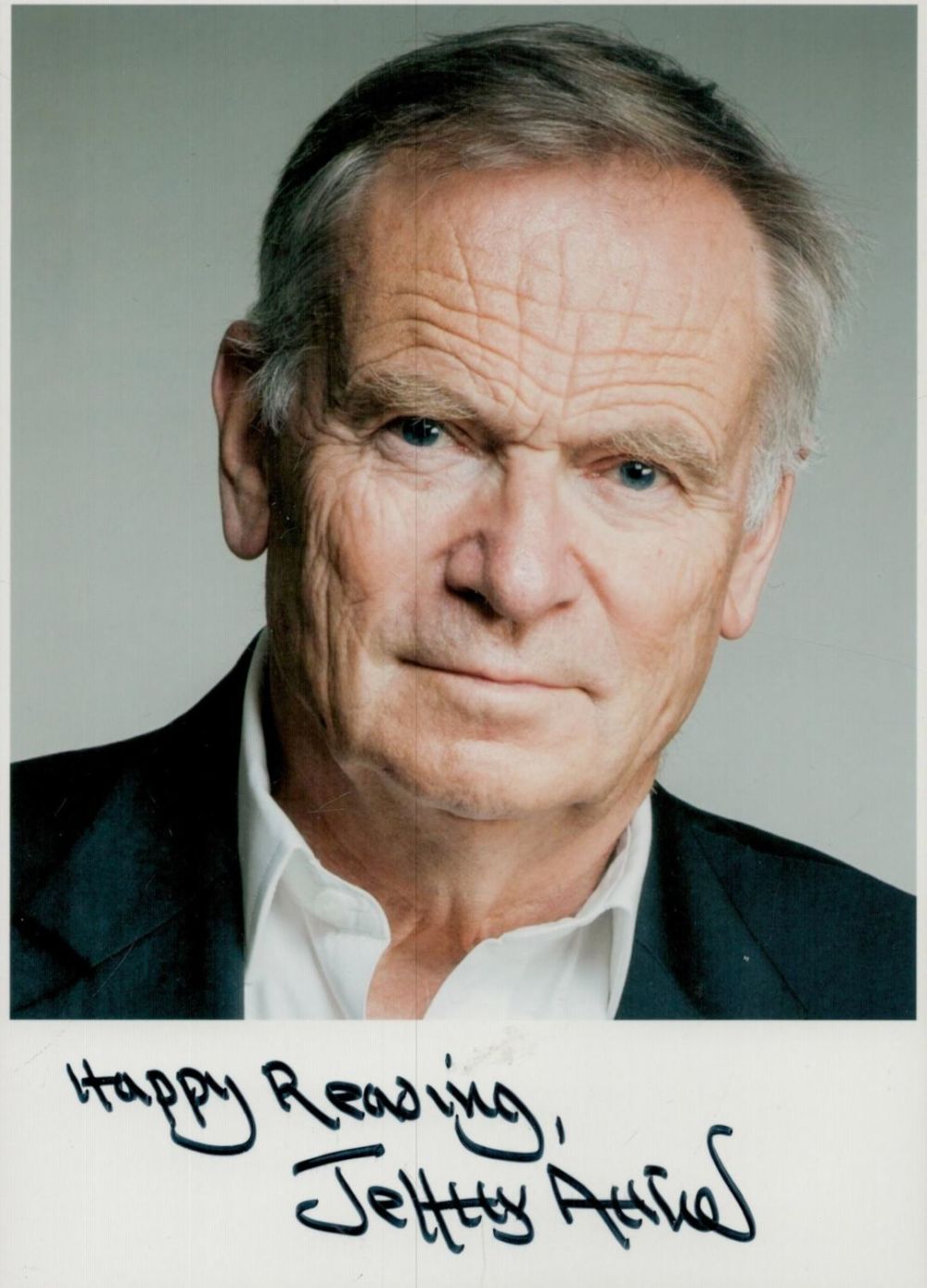 Lot 560: Jeffrey Archer signed 7x5 inch colour photo. Good...