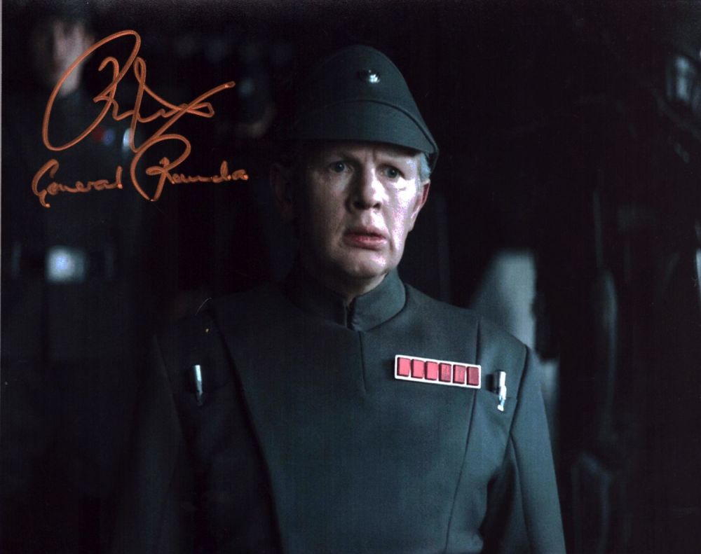 Lot 95: Richard Cunningham signed Star Wars 10x8 inch colour...