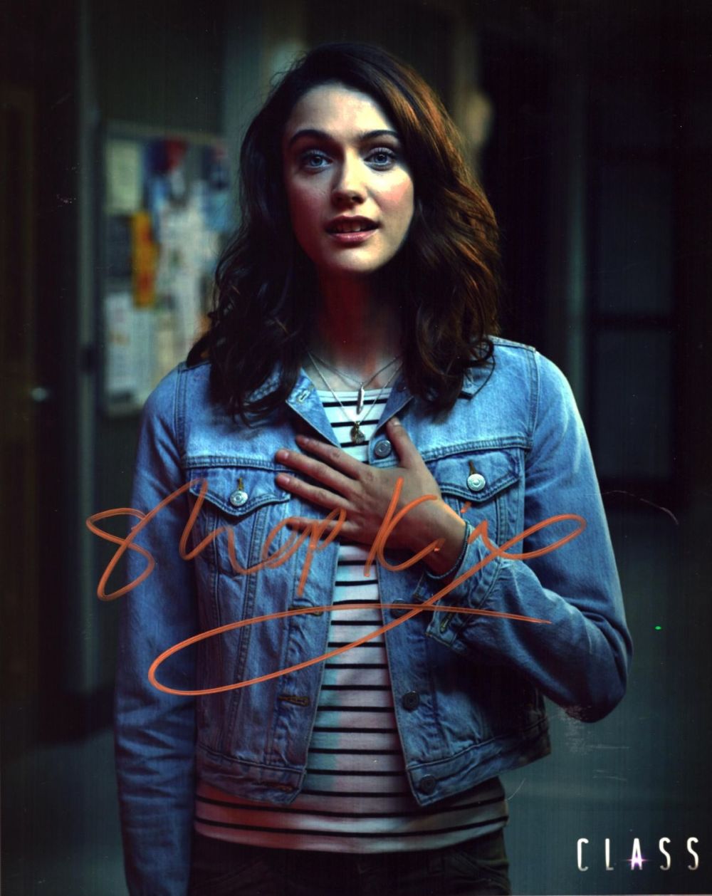 Lot 160: Sophie Hopkins signed 10x8 inch colour photo. Good...