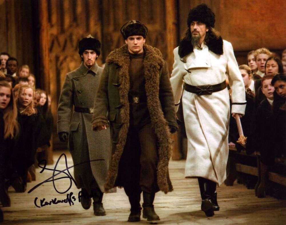 Lot 193: Tolga Safer signed 10x8 inch colour photo. Good...
