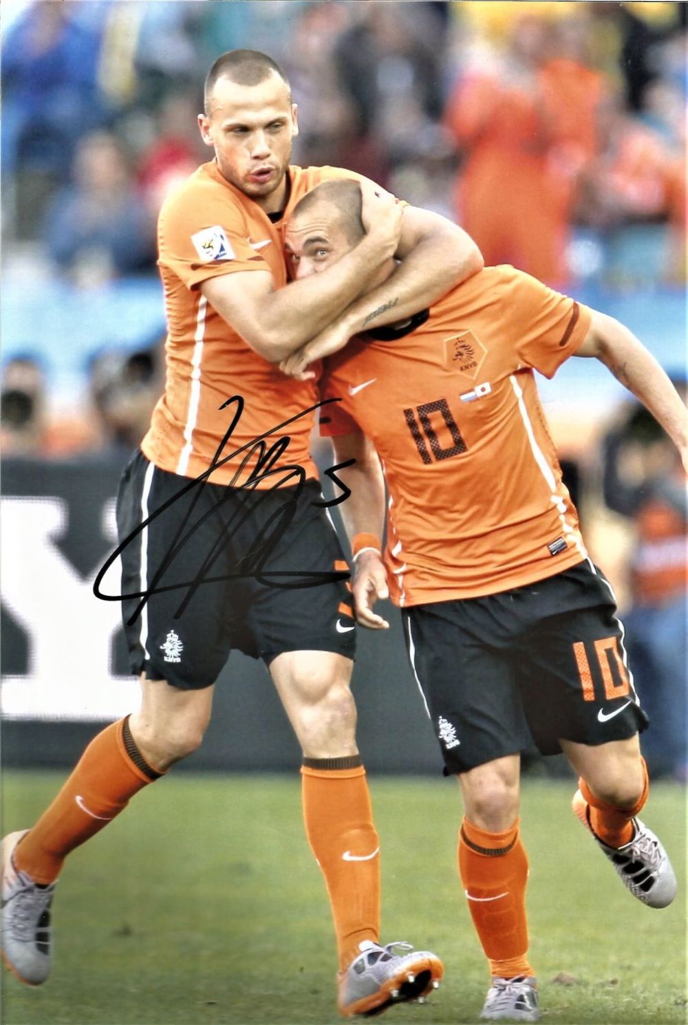 Lot 81: Johnny Heitinga Holland Signed 10 x 8-inch football...