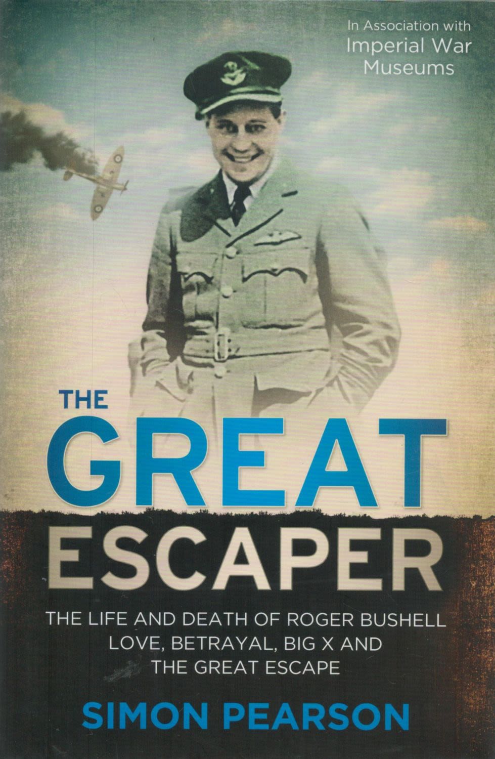 Lot 141: Paul Gordon Royle (Great Escape) Signed Book -...