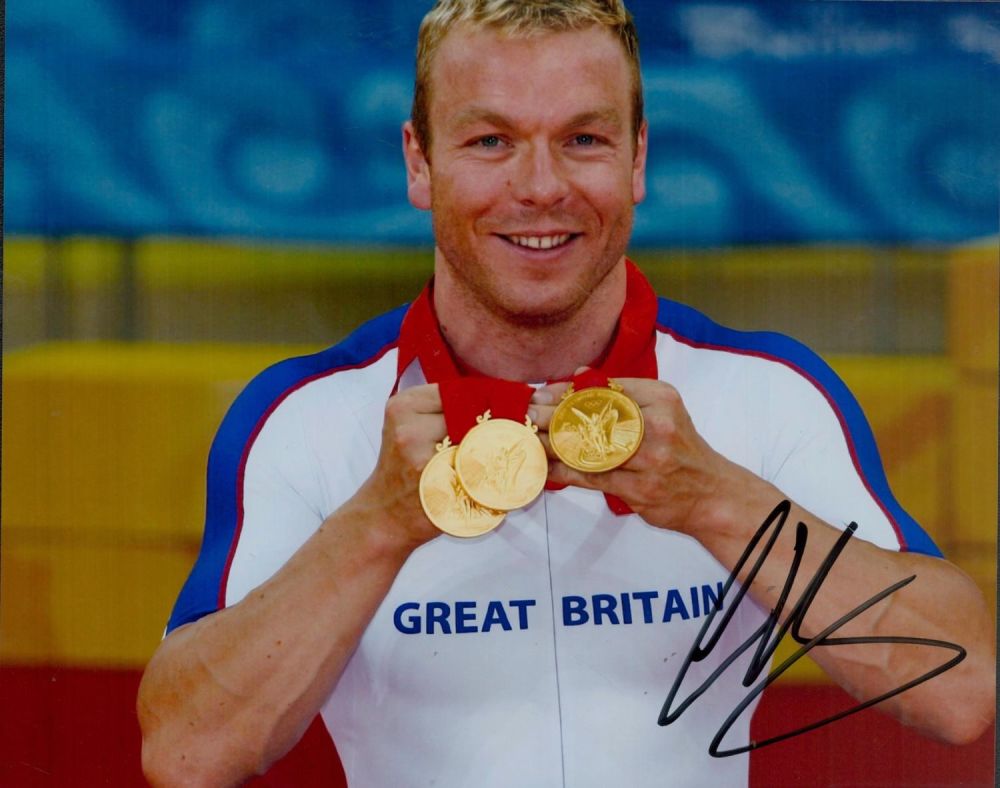 Lot 190: Sir Chris Hoy MBE signed Colour photo 10x8...
